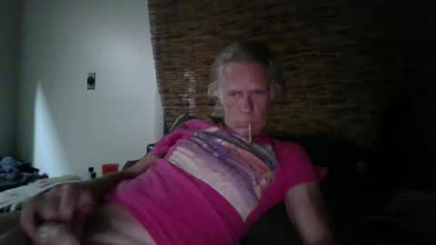 jizzmitten5 online show from April 28, 5:34 am