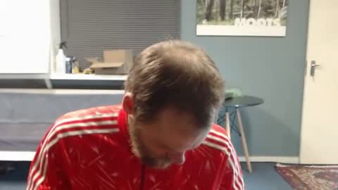 JamesJan van Rebel online show from December 18, 1:56 am