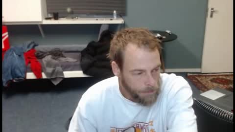 JamesJan van Rebel online show from May 12, 4:43 am