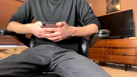 jjjjjfive online show from January 9, 10:52 pm