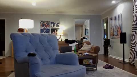 The best time guy online show from October 27, 5:54 am