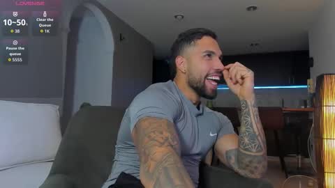 joe_esthetic online show from February 9, 11:53 pm