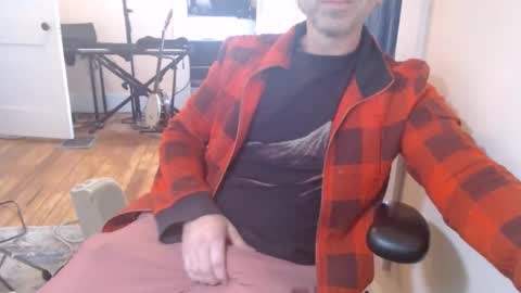 joebo7575 online show from December 13, 9:21 pm