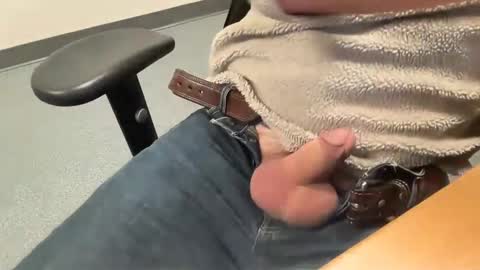 Snapshot of joekmerchant chatting on December 5, 6:56 pm Joseph online show from December 5, 6:56 pm