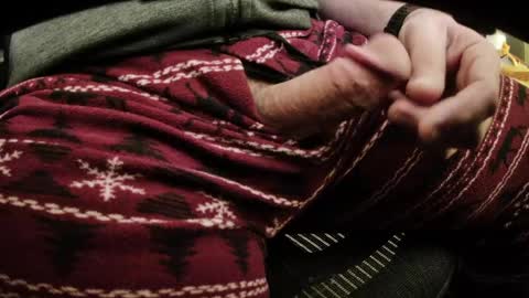 joeystr0ker online show from May 10, 10:27 am
