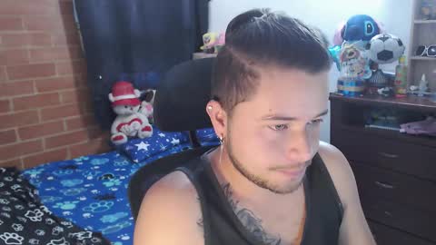 JOHAN independient model online show from March 13, 2:13 pm