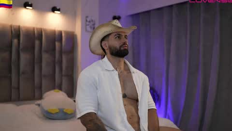 john online show from April 2, 10:28 pm