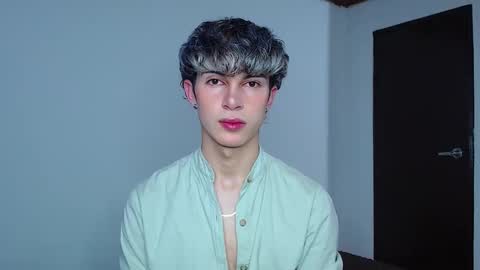 John Vichenso online show from December 1, 10:24 pm