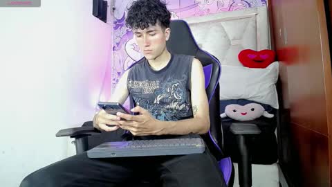 johnny_cagee online show from March 9, 3:44 am