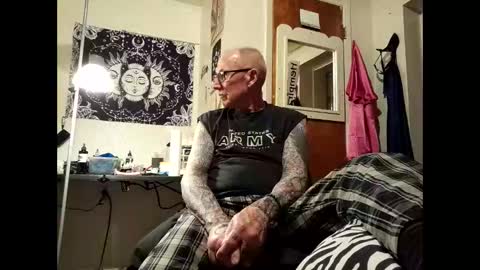 Master online show from February 20, 10:11 pm