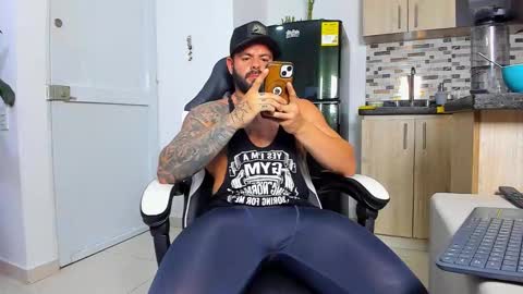 JOHNNY online show from November 29, 1:40 am