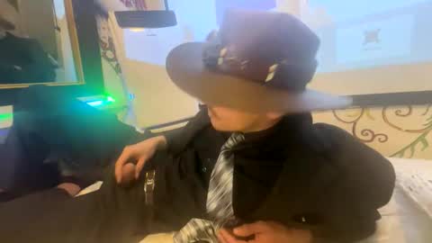 johnnyscarface online show from March 31, 6:09 pm