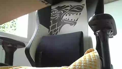 Johnnyscum80 online show from November 28, 2:30 pm