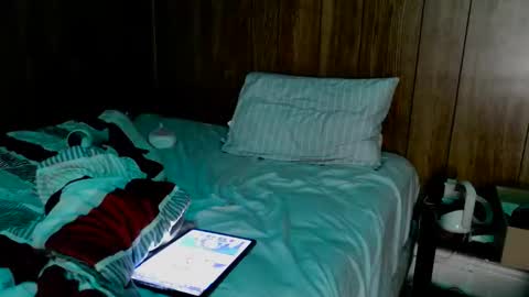 johnpaulkent82 online show from September 17, 4:52 pm