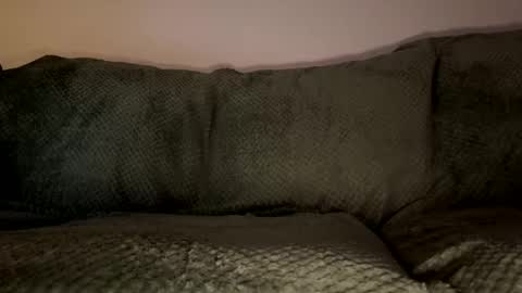 JohnThomasBWC online show from December 17, 11:44 pm