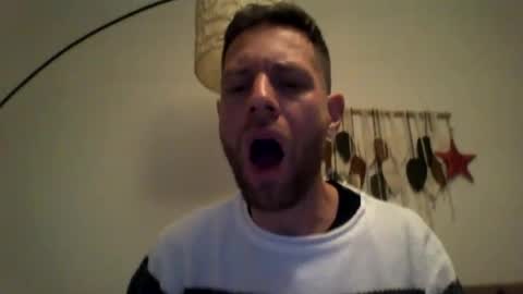 jojo19844 online show from December 14, 9:55 pm