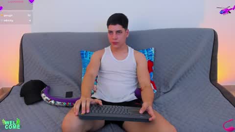 Instagram jonathanfit14 online show from September 25, 11:13 pm