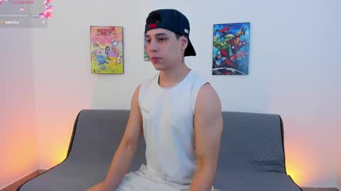 Instagram jonathanfit14 online show from October 3, 10:26 pm