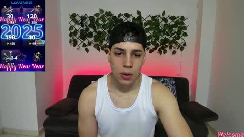 Instagram jonathanfit14 online show from January 2, 8:02 pm