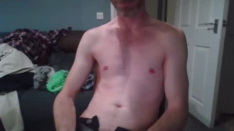 jonlow1 online show from December 15, 6:48 pm