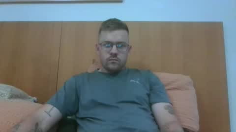 jonoy1995 online show from March 3, 3:50 am