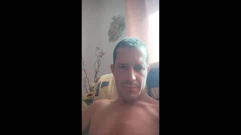 jose_985 online show from April 26, 4:37 pm