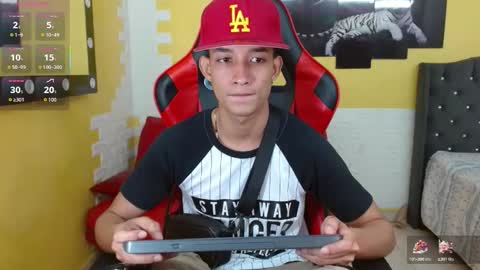 jose_sexycumm online show from November 28, 8:22 pm