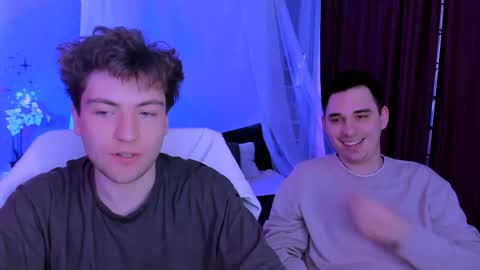 joseph_bear_ online show from April 15, 8:47 am