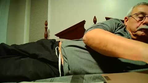 josephgr2021 online show from December 2, 11:32 pm