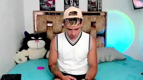 JOSH online show from November 12, 6:08 am