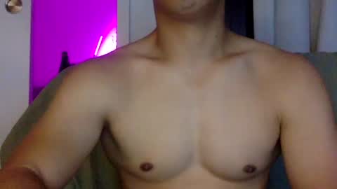 joshasian0713 online show from November 5, 11:23 am