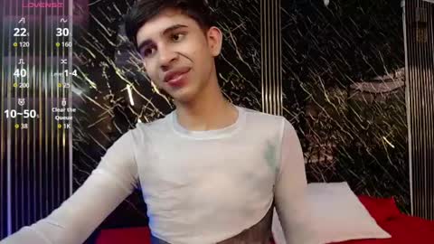 joshua_saenz_ online show from May 20, 8:37 pm