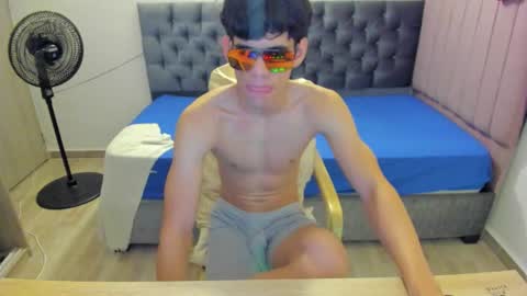 josy online show from March 19, 3:10 am