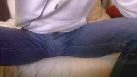 jovenduro84 online show from March 4, 6:42 am