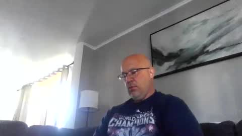 jr1871 online show from June 3, 12:51 pm