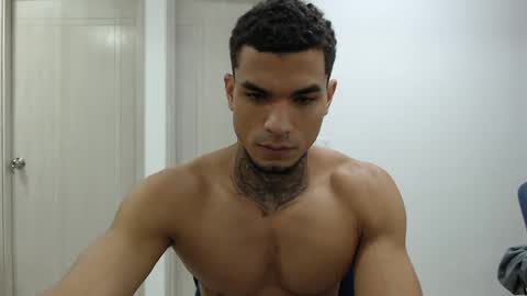 juan_gomez_1 online show from February 8, 11:55 am