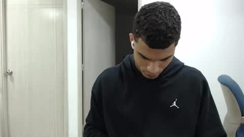 juan_gomez_1 online show from February 10, 11:36 am