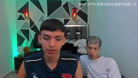 JuanSteven online show from May 23, 3:56 am