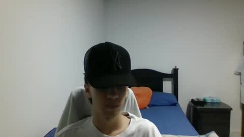 juanboytw online show from January 27, 12:33 am