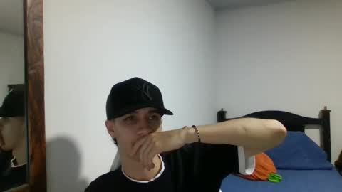 juanboytw online show from January 29, 12:22 am