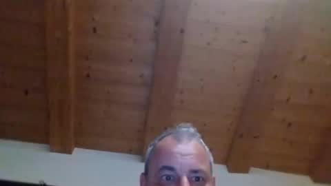 Snapshot of juanferiadiaz0 chatting on October 18, 2:49 am juanferiadiaz0 online show from October 18, 2:49 am