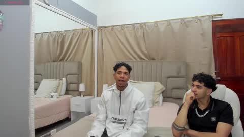 julian billy online show from February 19, 11:28 am