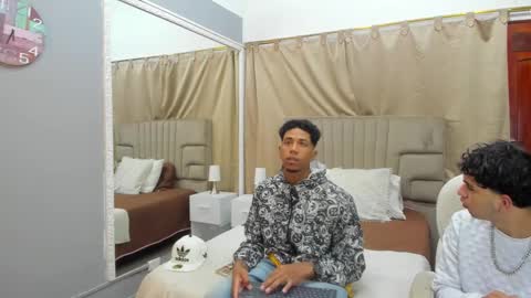 julian billy online show from February 17, 11:34 am