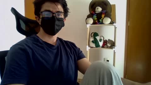 Julian Mora online show from February 17, 9:08 pm