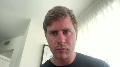 juliangregory9009 online show from May 18, 5:06 pm