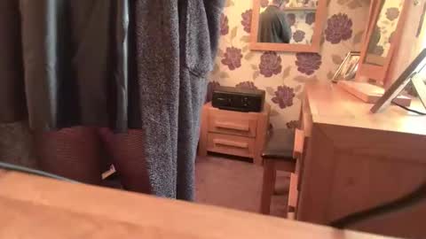 brian online show from November 6, 2:09 pm