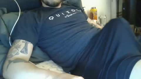 junglemanpat online show from February 15, 4:07 am