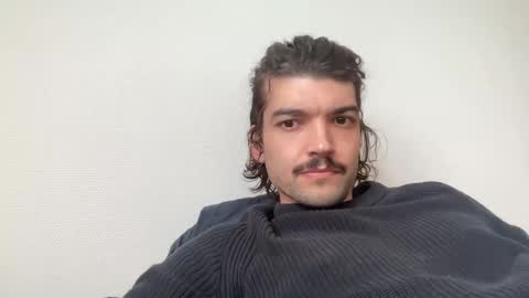 just_a_guy_with_a_big_cock online show from March 14, 2:02 pm