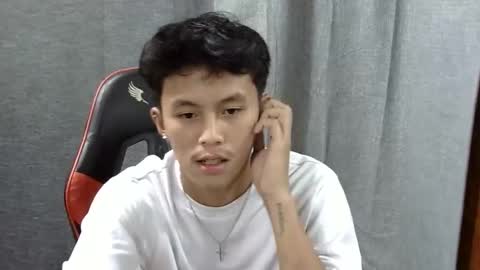 James online show from April 10, 11:50 am