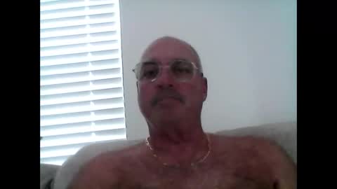 justcallmemarcus online show from December 17, 6:36 pm